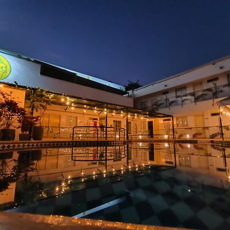 Hotel Calarca Club Montería エクステリア 写真